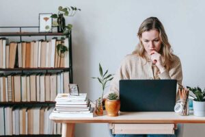 beneficios de tener plantas en casa